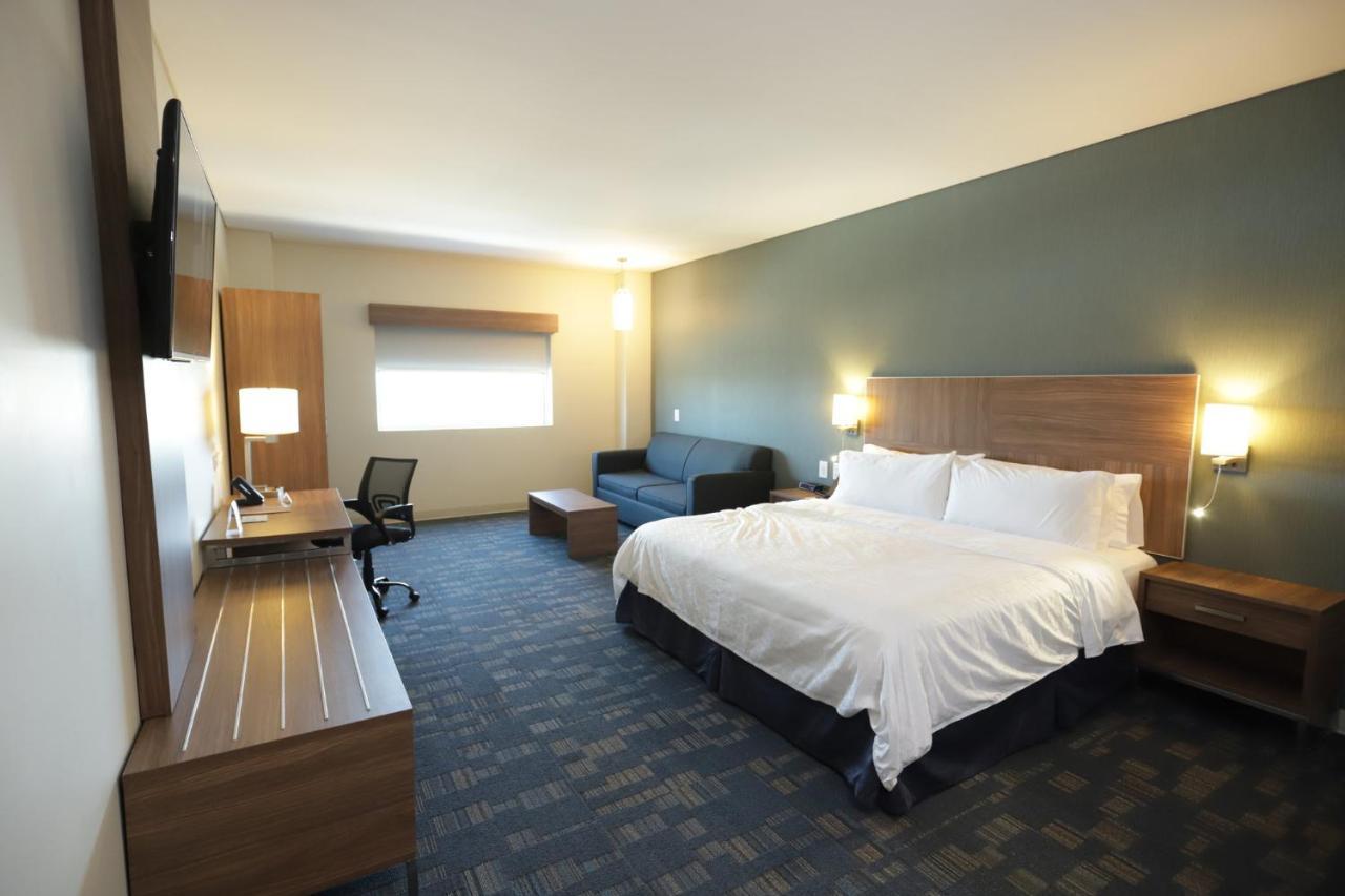 4⋆ HOLIDAY INN EXPRESS & SUITES MEXICALI, AN IHG HOTEL ≡ Mexicali, Mexico ≡  Lowest Booking Rates For Holiday Inn Express & Suites Mexicali, An Ihg  Hotel in Mexicali